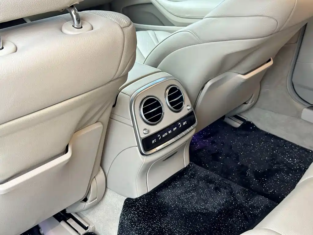 Mercedes-Benz S-Class — миниатюра 28