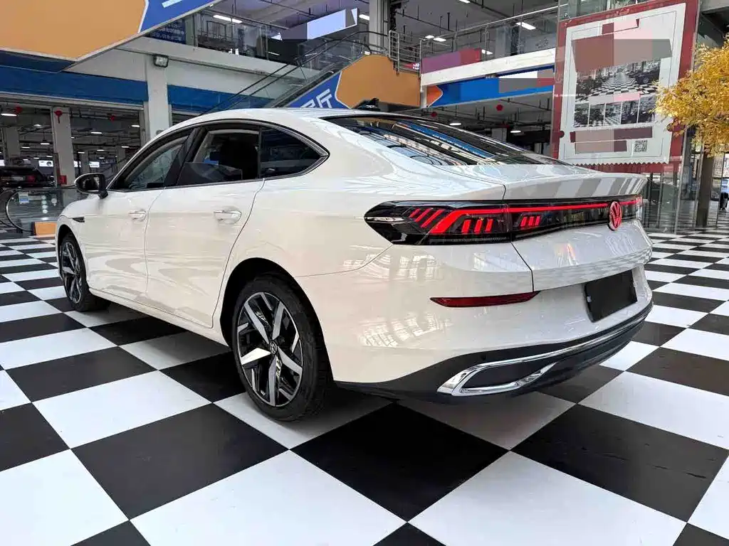 Volkswagen Lamando — миниатюра 16