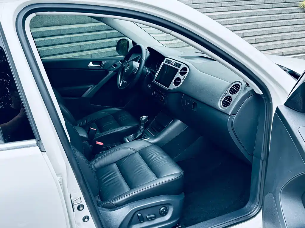 Volkswagen Tiguan — миниатюра 9