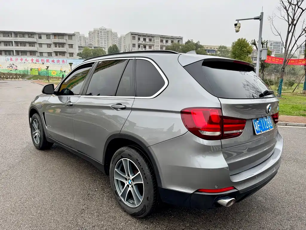 BMW X5 (Import) — миниатюра 12