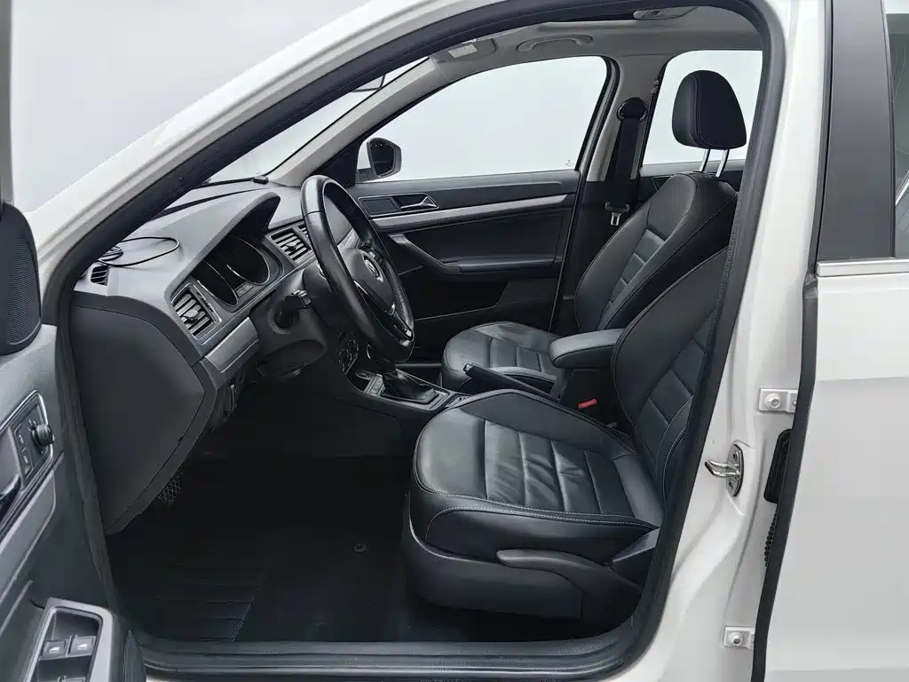 Volkswagen Gran Lavida — миниатюра 10