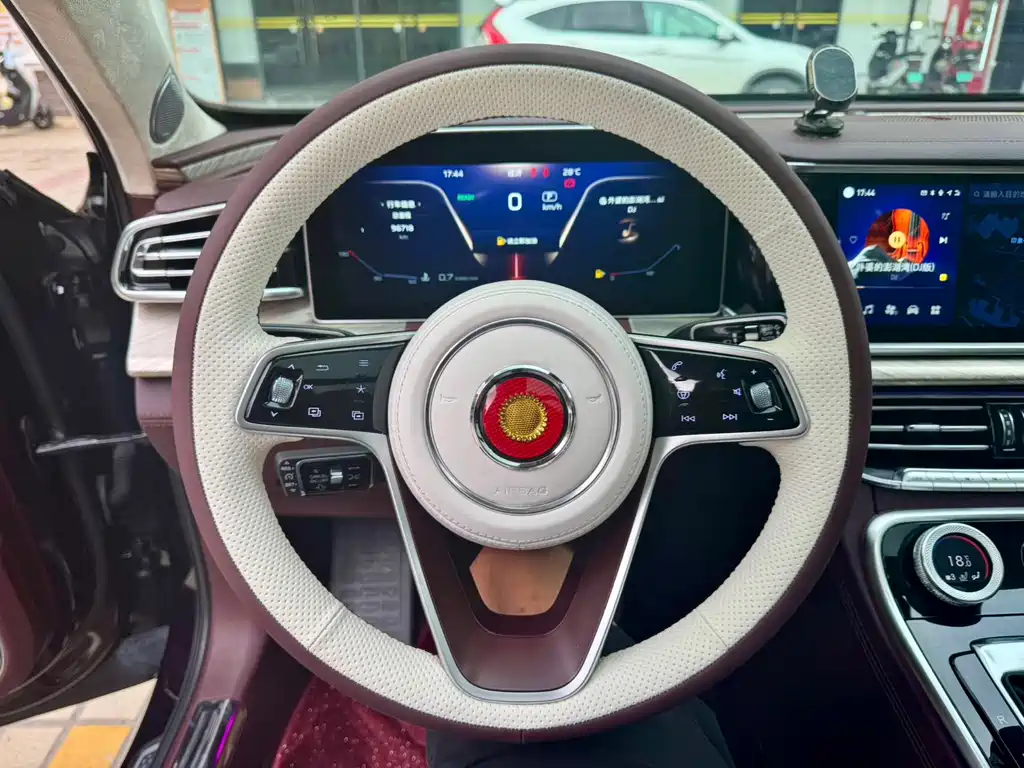 Hongqi Hongqi H9 — миниатюра 8