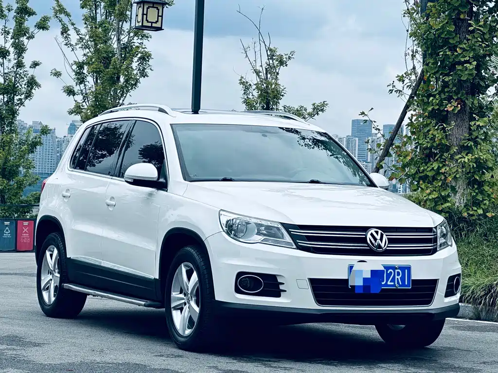 Volkswagen Tiguan — миниатюра 2