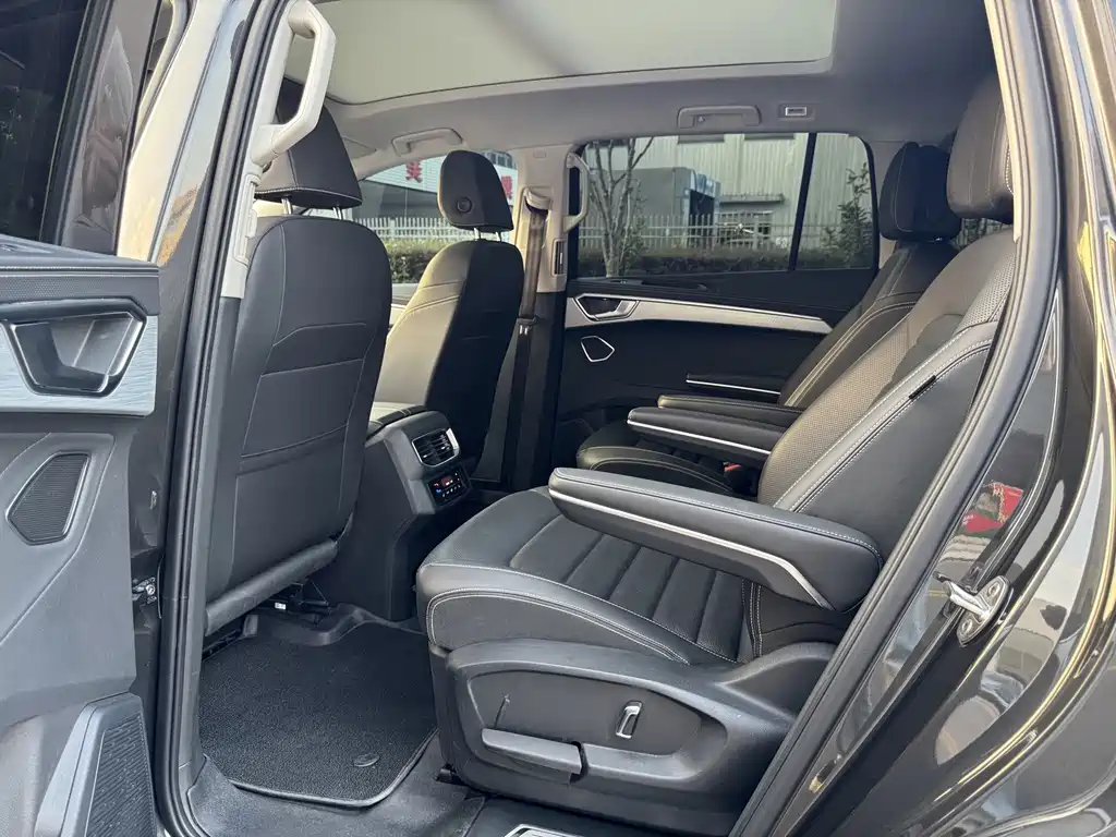 Volkswagen Talagon — миниатюра 8