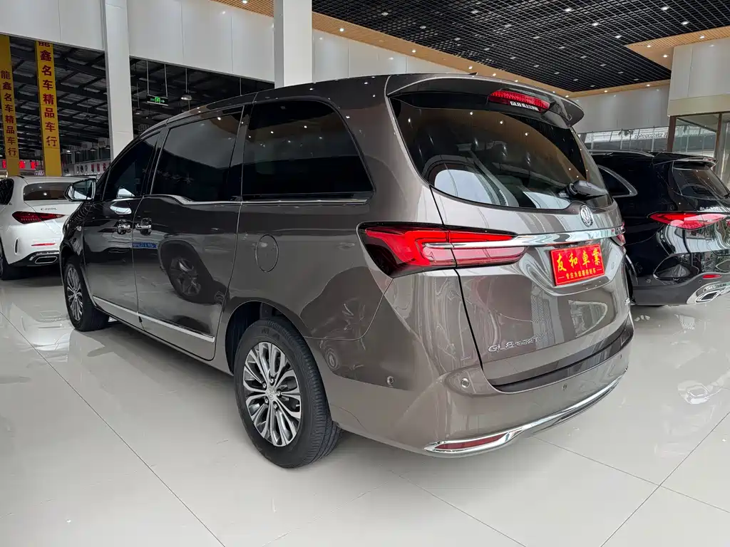 Buick GL8 2021 652T Luxury