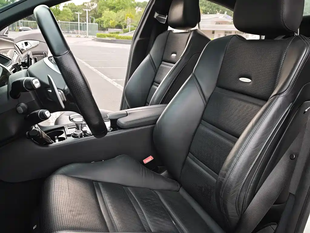 Mercedes-Benz CLS A MG 2012 AMG CLS 63