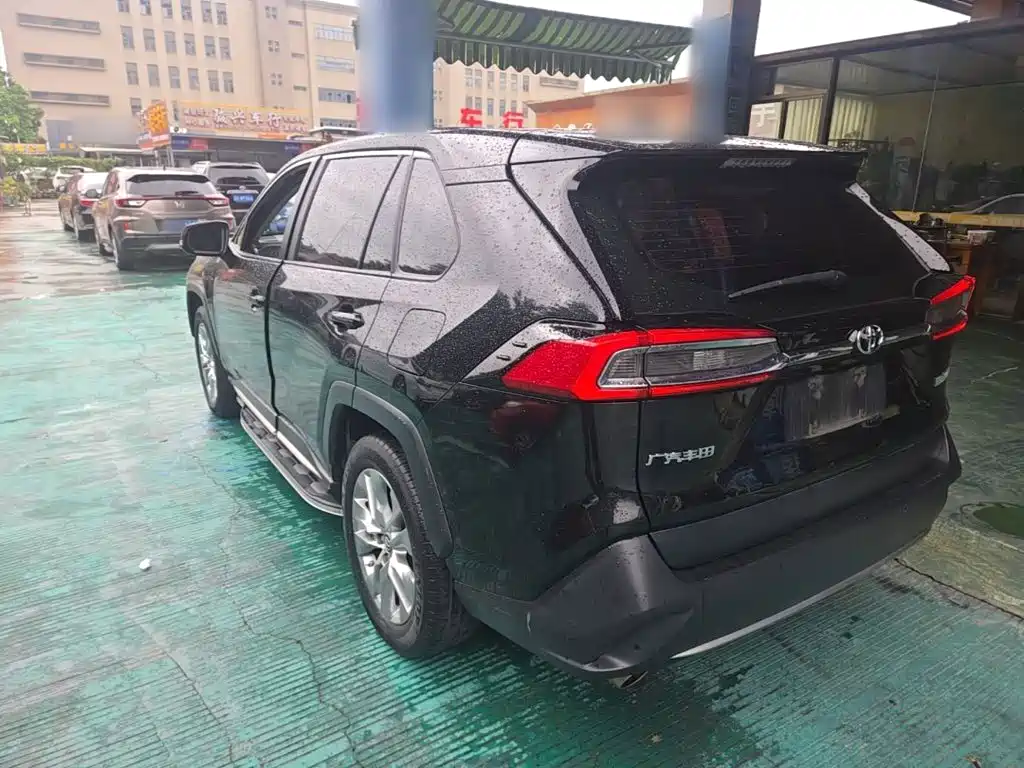 Toyota Wildlander — миниатюра 5