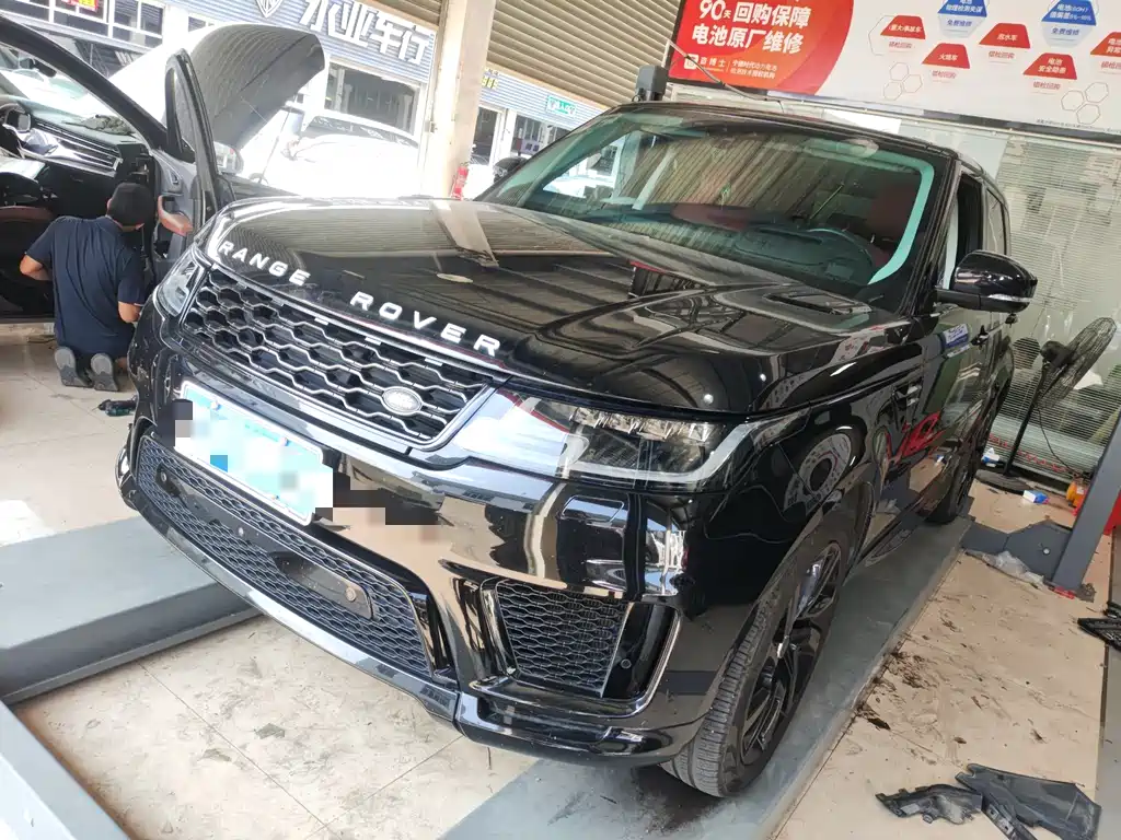 Land Rover Sport 2020