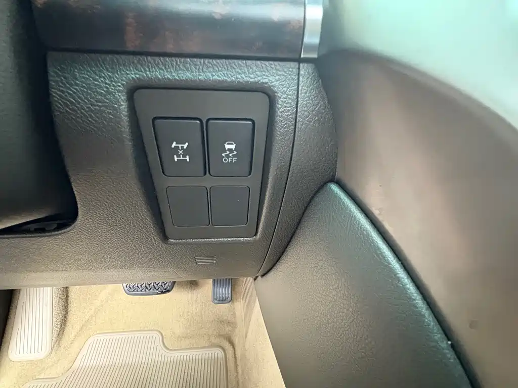 Toyota Land Cruiser — миниатюра 17