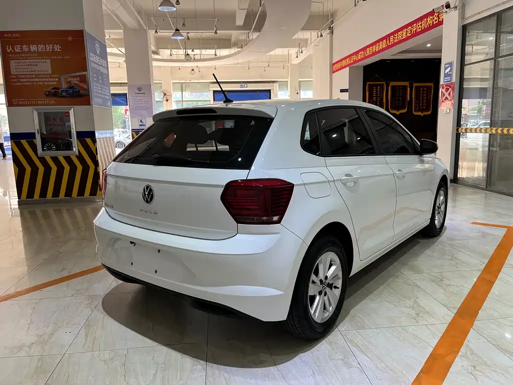 Volkswagen Polo 2023 Plus 1.5L AT