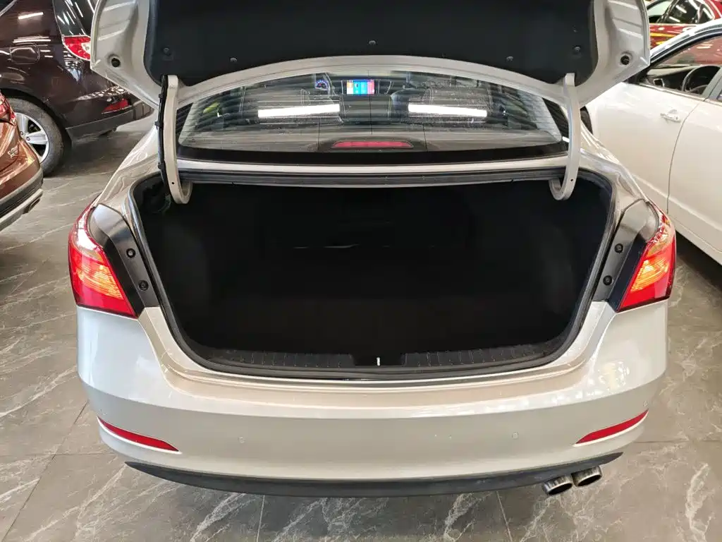 Hyundai Mistra — миниатюра 15