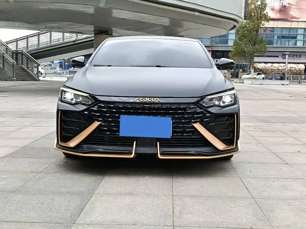 DONGFENG YI HYUN MAX