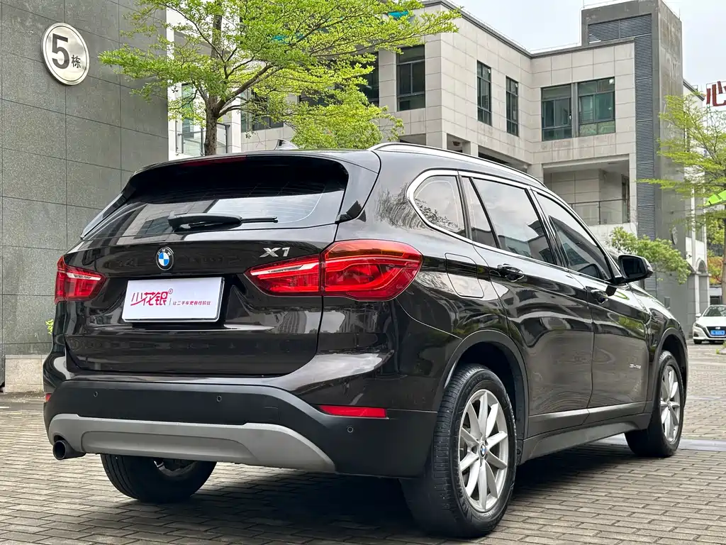 BMW X1 2016 sDrive18Li Fashion