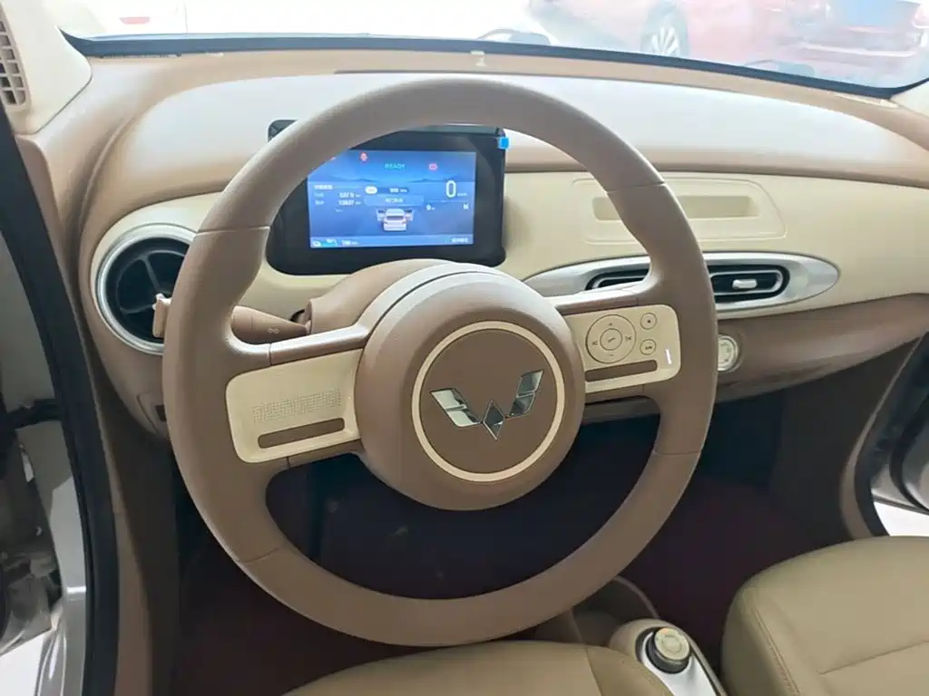 Wuling MINIEV — миниатюра 11