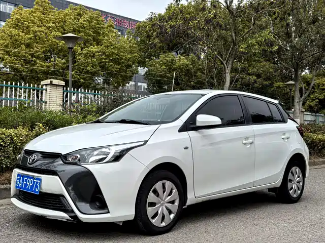 toyota yaris-l-zhixuan