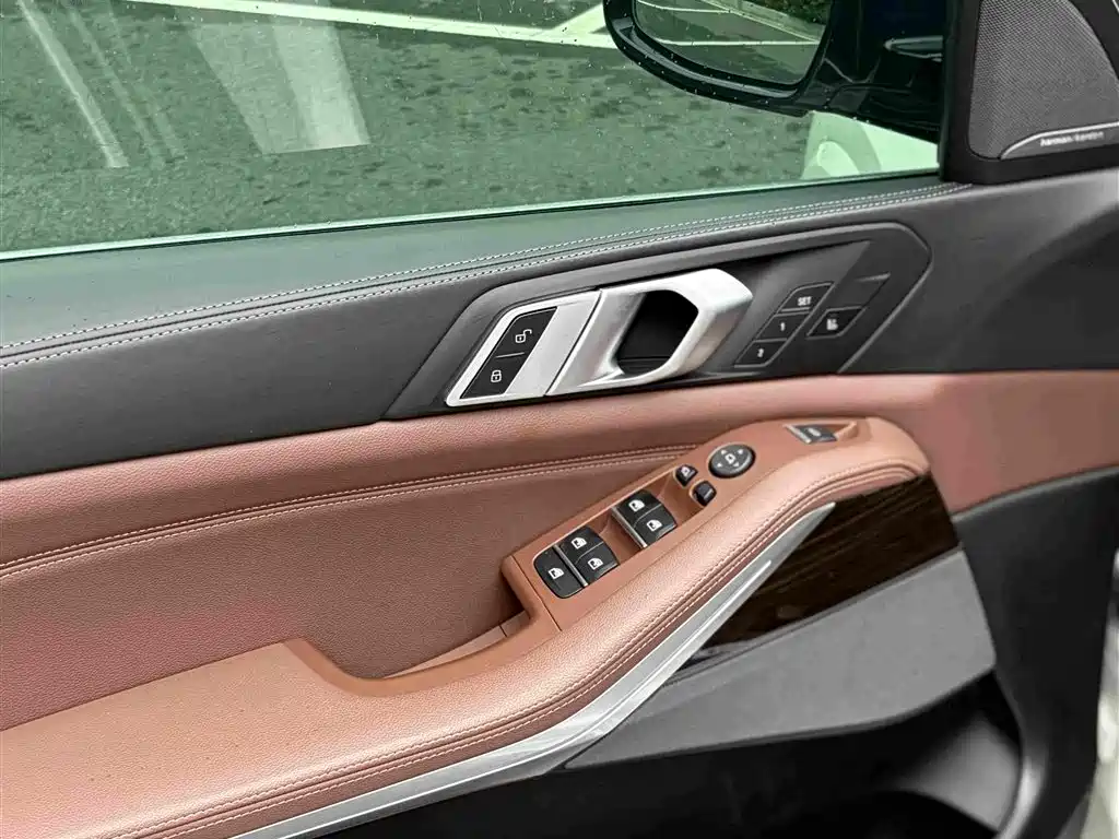 BMW X5 (Import) — миниатюра 18