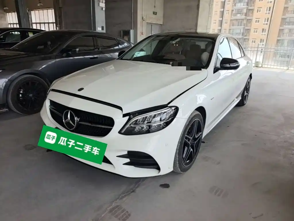 Mercedes-Benz C-Class 2021