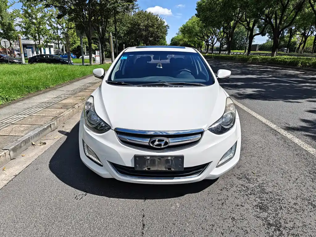 Hyundai Elantra Langdong — миниатюра 2
