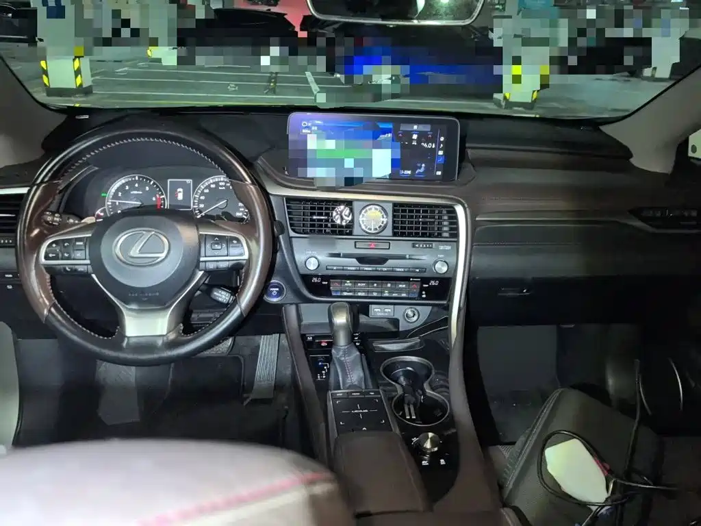 Lexus RX — миниатюра 13