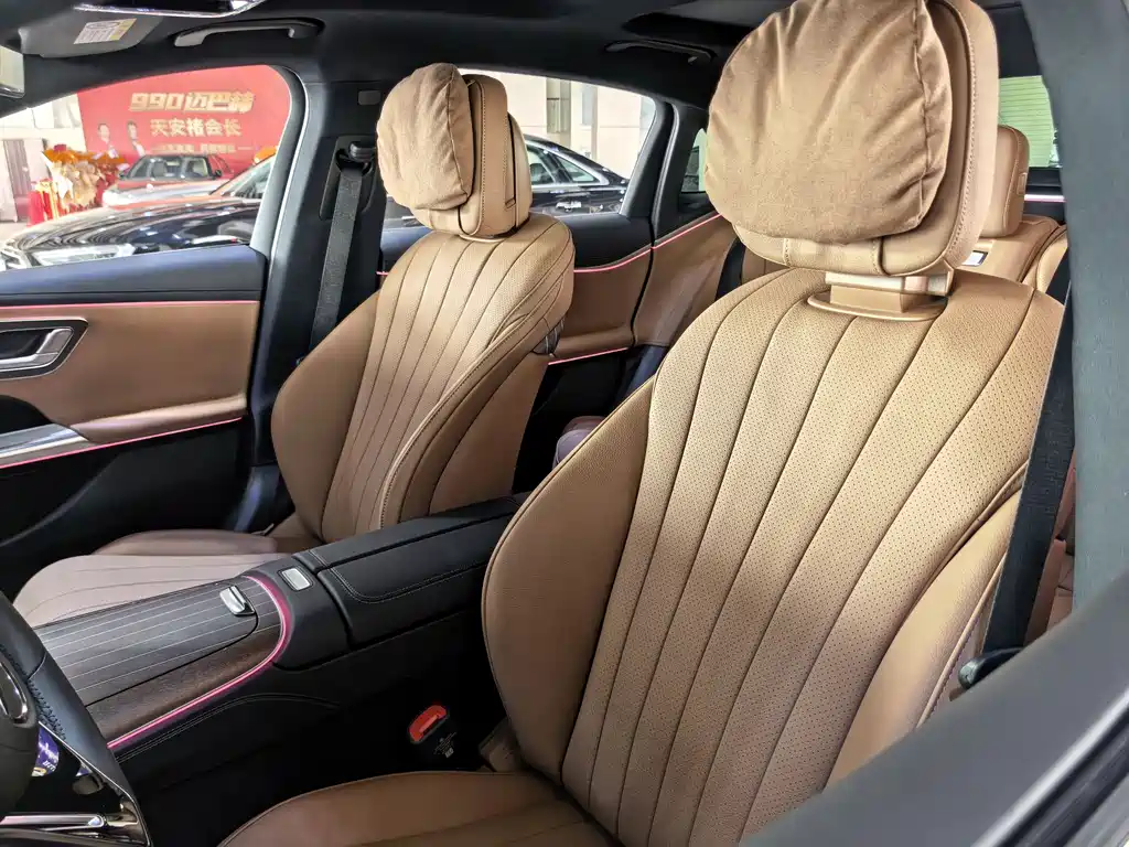 Mercedes-Benz E-Class E 2025 E 300 L Fashion