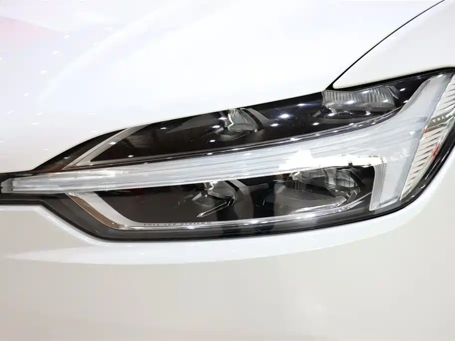 Volvo XC60 2019 T5 Sport VI