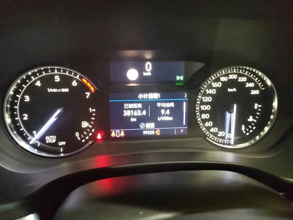Cadillac XT4 — миниатюра 12