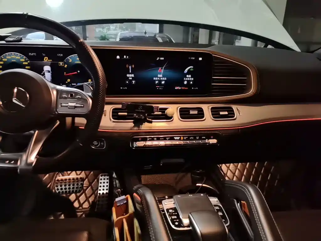 Mercedes-Benz GLE AMG — миниатюра 13