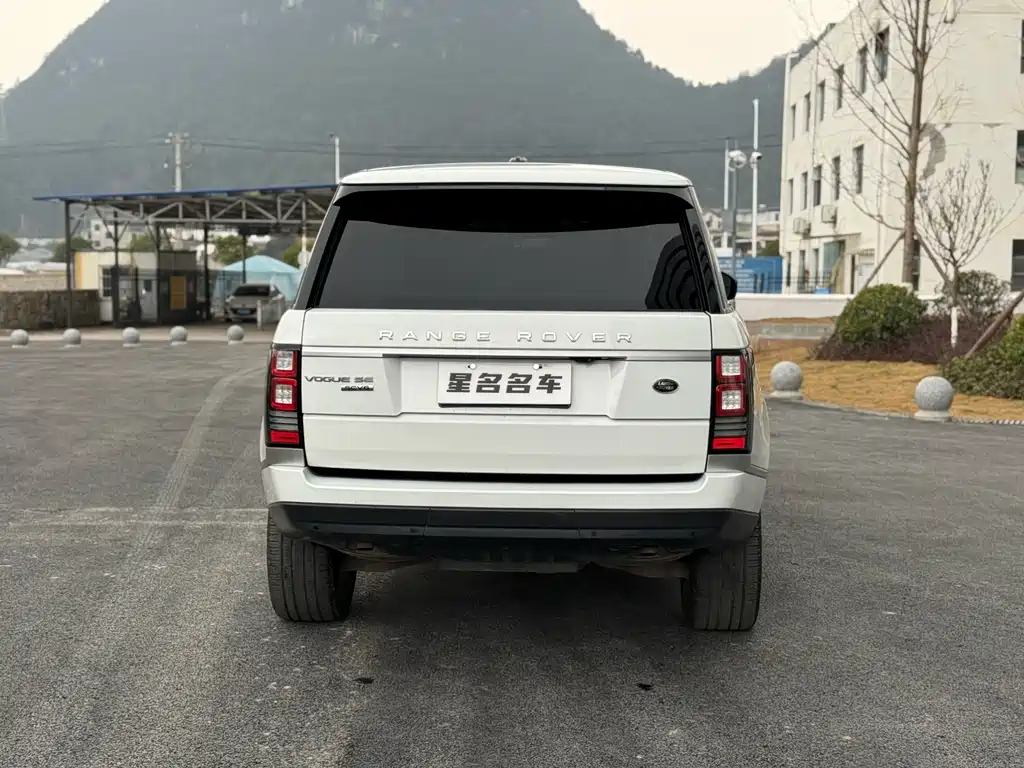 Land Rover Range Rover 2016 3.0 SC V6 Vogue SE Long Wheelbase