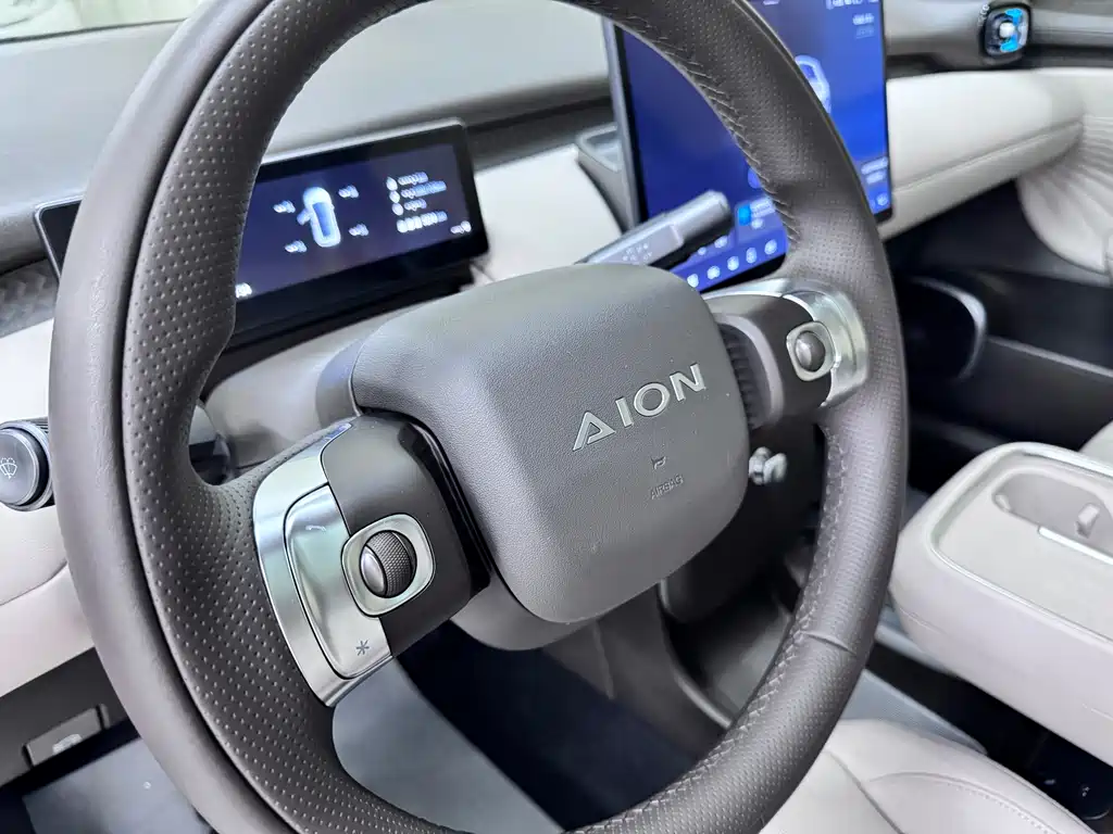 Aion AION UT — миниатюра 8