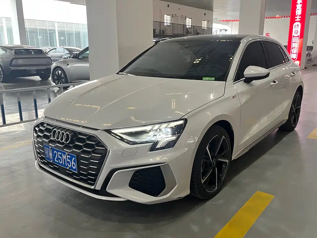 Купить Audi A3