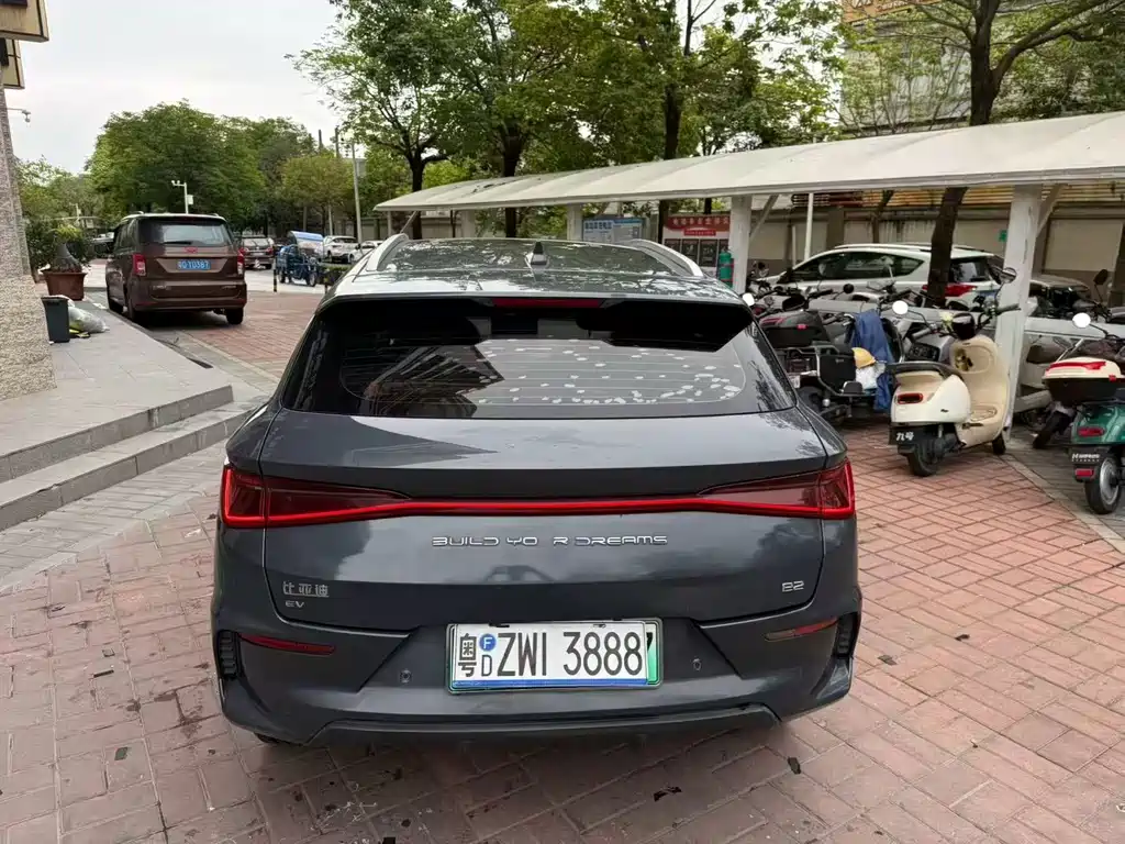 BYD e2 — миниатюра 9