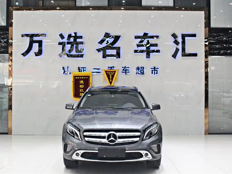 Mercedes-Benz GLA 2016