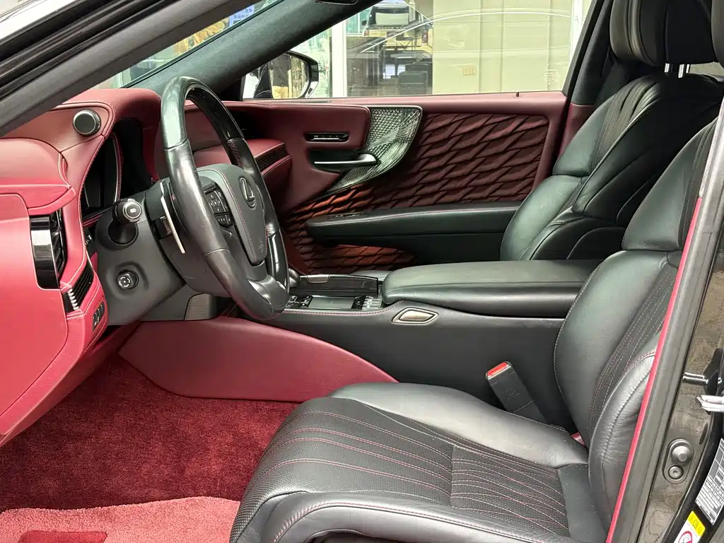 Lexus LS 2018 500h Executive V
