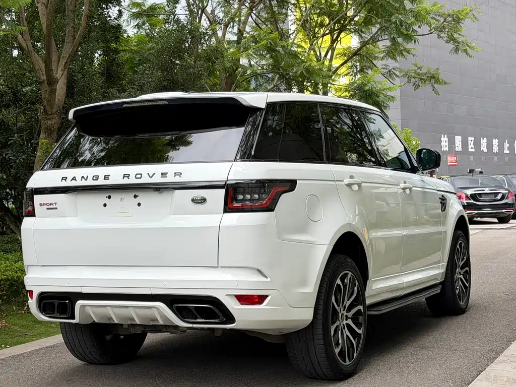 Land Rover Range Rover Sport 2014 3.0 SC V6 HSE DYNAMIC