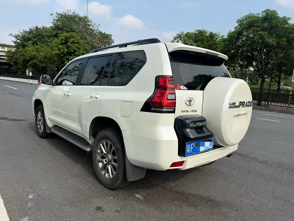 Toyota Prado — миниатюра 5