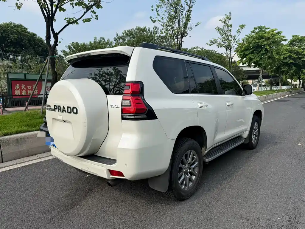 Toyota Prado — миниатюра 4