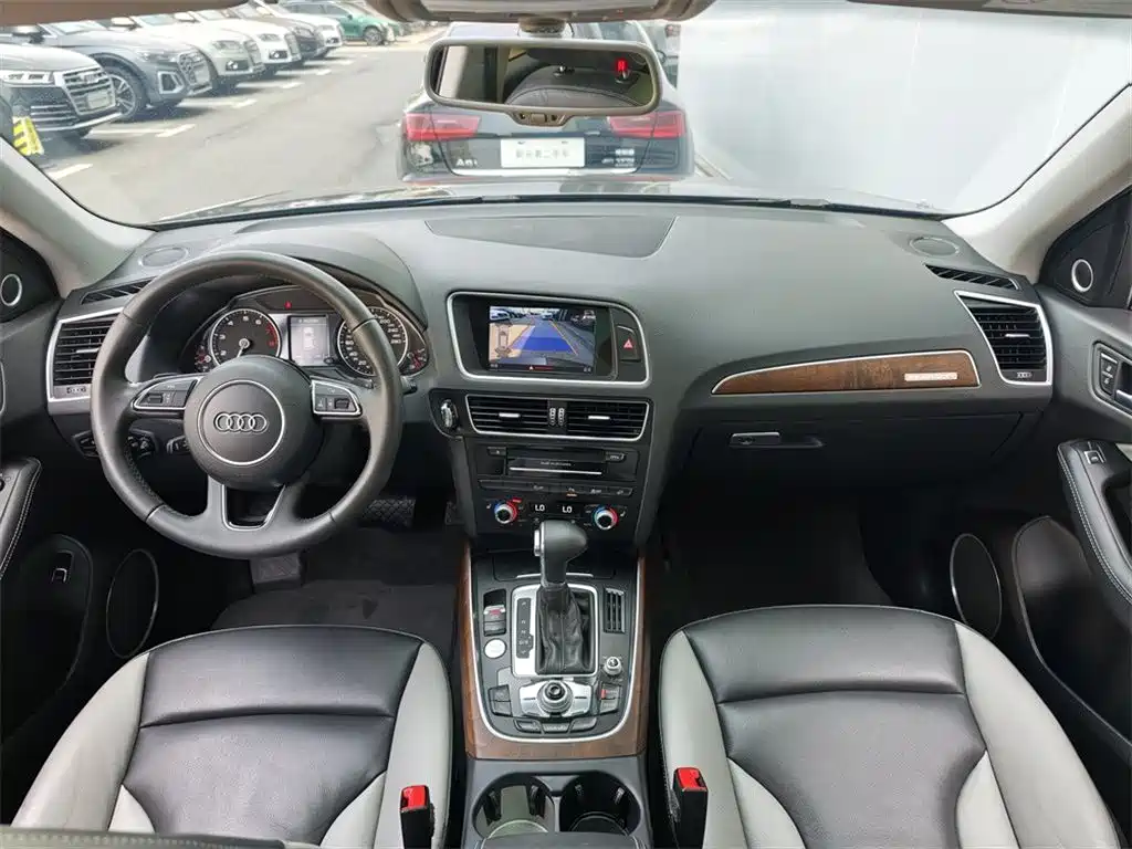 Audi Q5 2017 Plus 40 TFSI Comfort