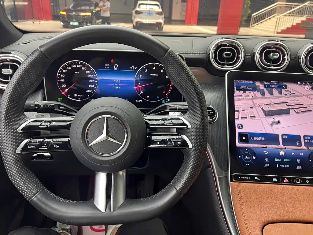 Mercedes-Benz GLC 2024 GLC 260 L 4MATIC Luxury 5 мест