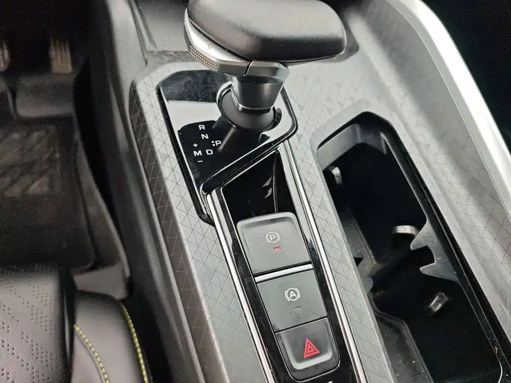 Geely Xingrui — миниатюра 15
