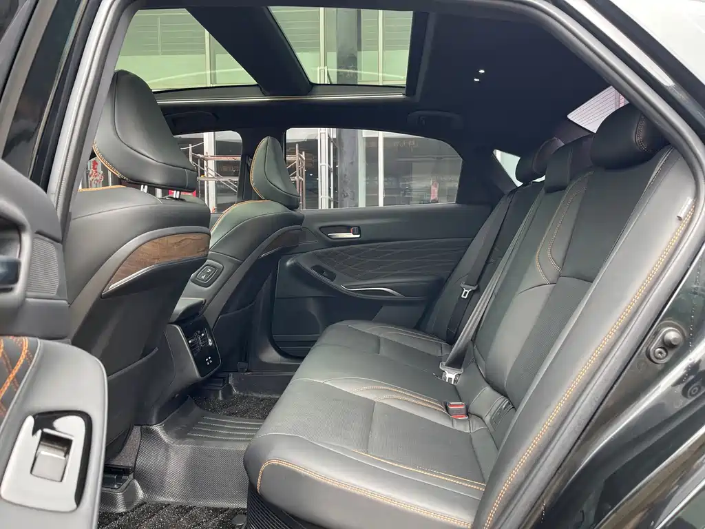 Toyota Avalon — миниатюра 6