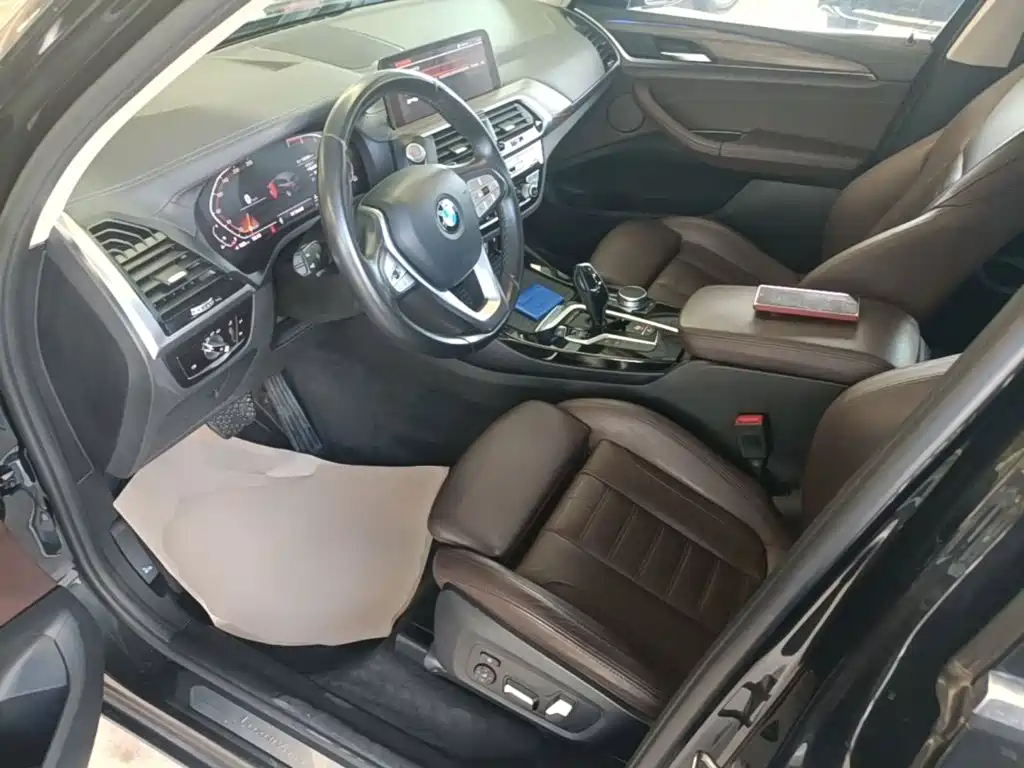 BMW X3 — миниатюра 15