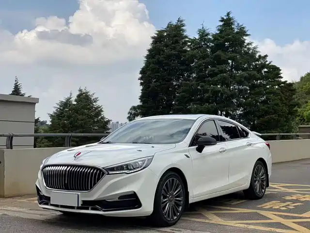 2022 Hongqi H5