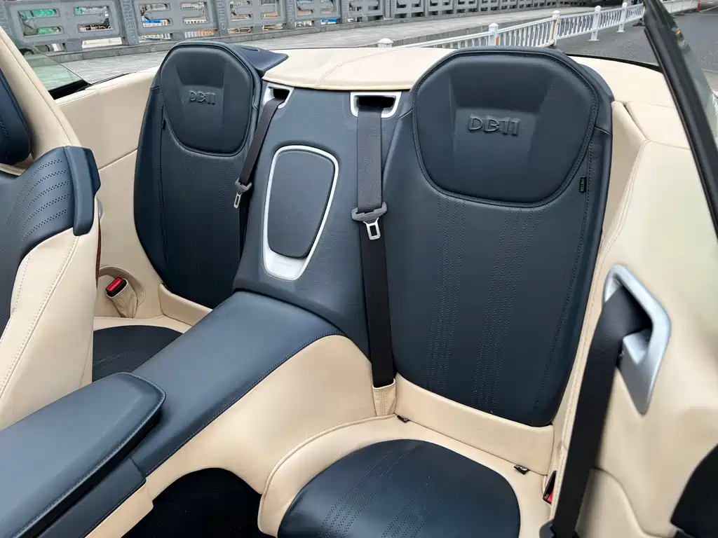 Aston Martin DB11 2019 4.0T V8 Volante