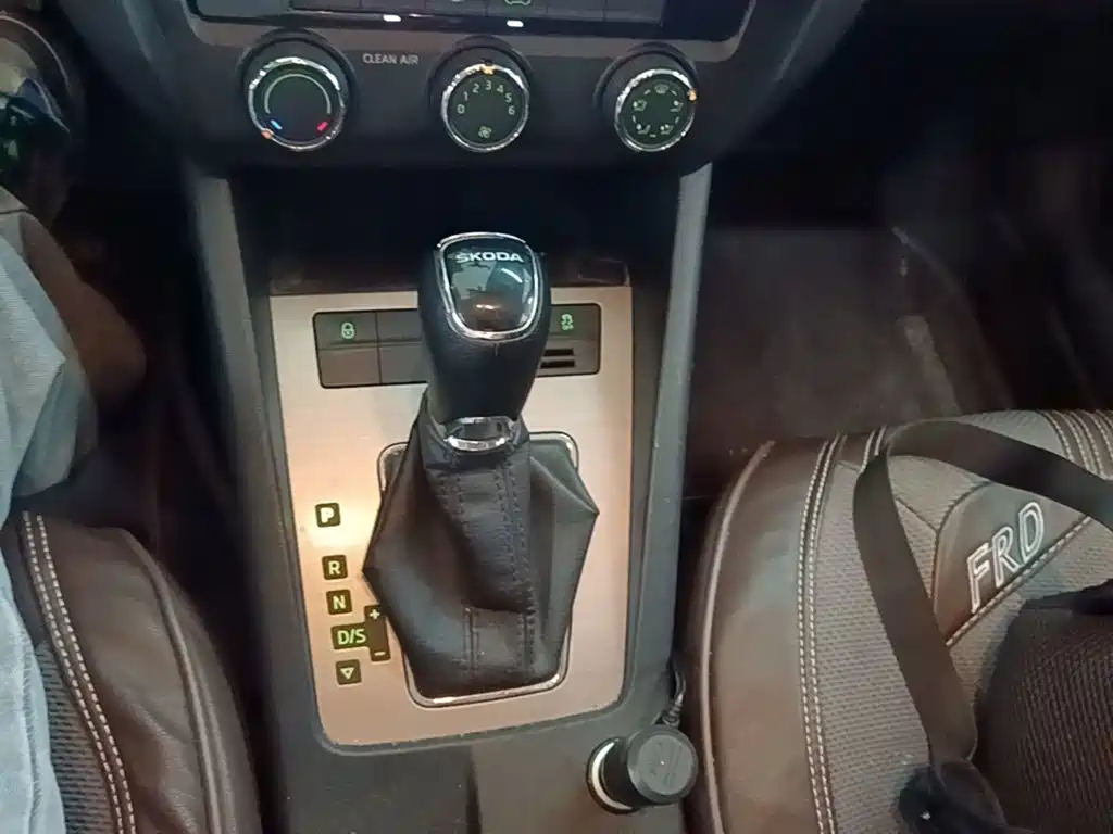 Skoda Octavia — миниатюра 14