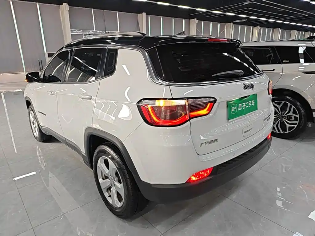Jeep Compass — миниатюра 5