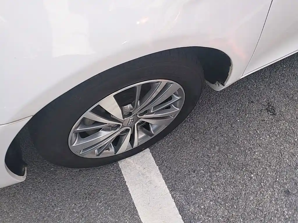 Geely Emgrand — миниатюра 23