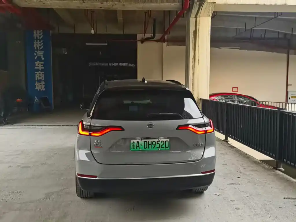 NIO ES8 — миниатюра 9