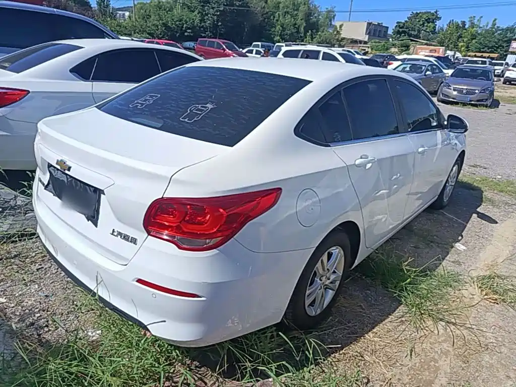 Chevrolet Cavalier — миниатюра 7
