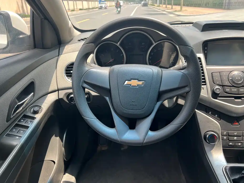 Chevrolet Cruze 2013 1.6L SE WTCC MT