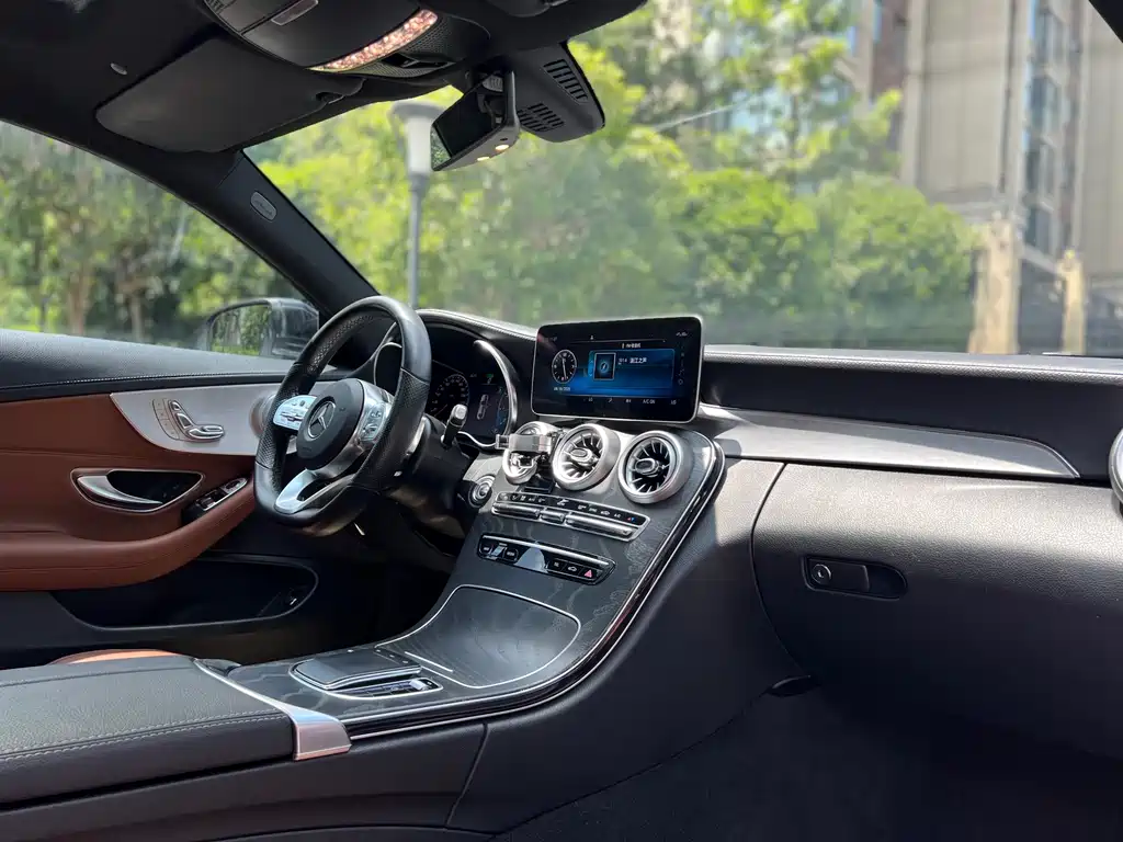 MERCEDES-BENZ C CLASS